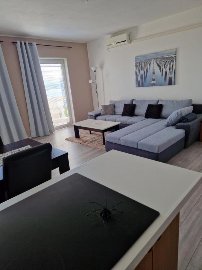 Apartments Velic Crikvenica Exterior foto