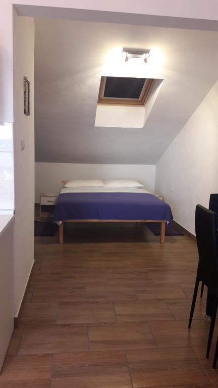 Apartments Velic Crikvenica Exterior foto